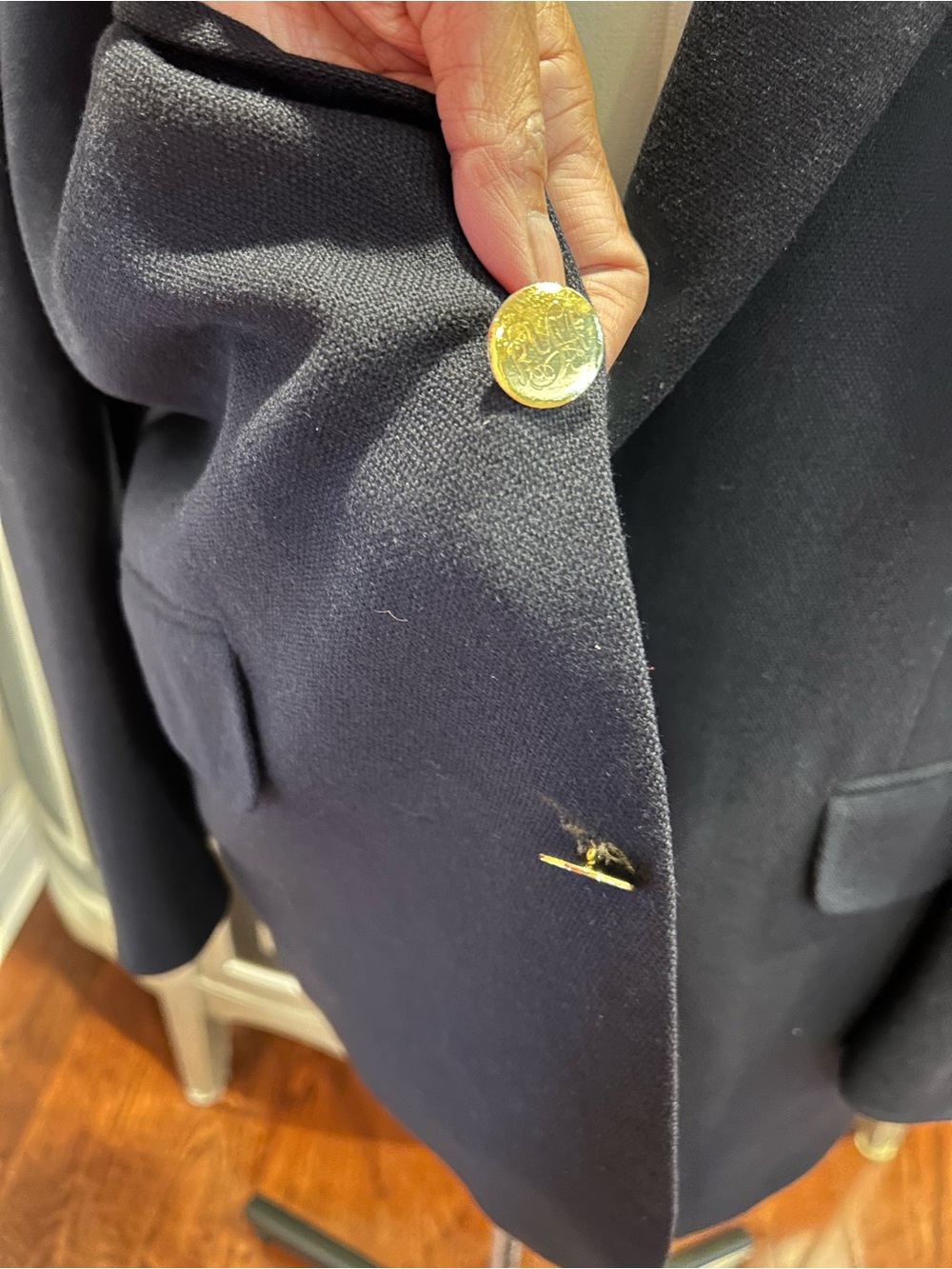 Neiman Marcus Navy Single-Breasted Men's Blazer 💯 % cashmere - Picture 3 of 12